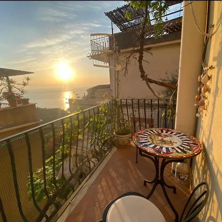 La Guardiola Di Angela E Nino Bed & Breakfast 3*